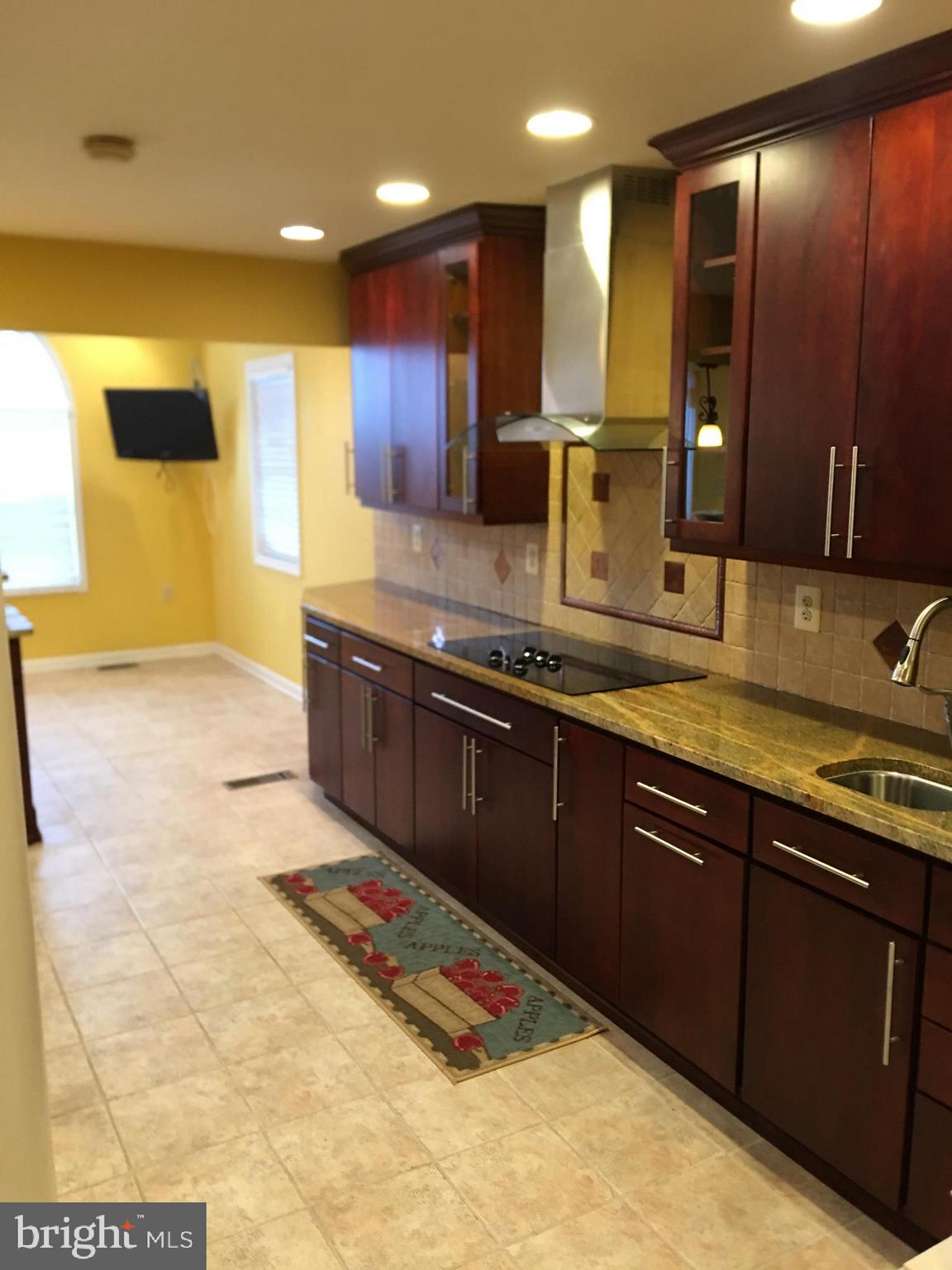 9010 Longbow Road Fort Washington, MD 20744 - Photo 3 of 22 Gallery Image 3