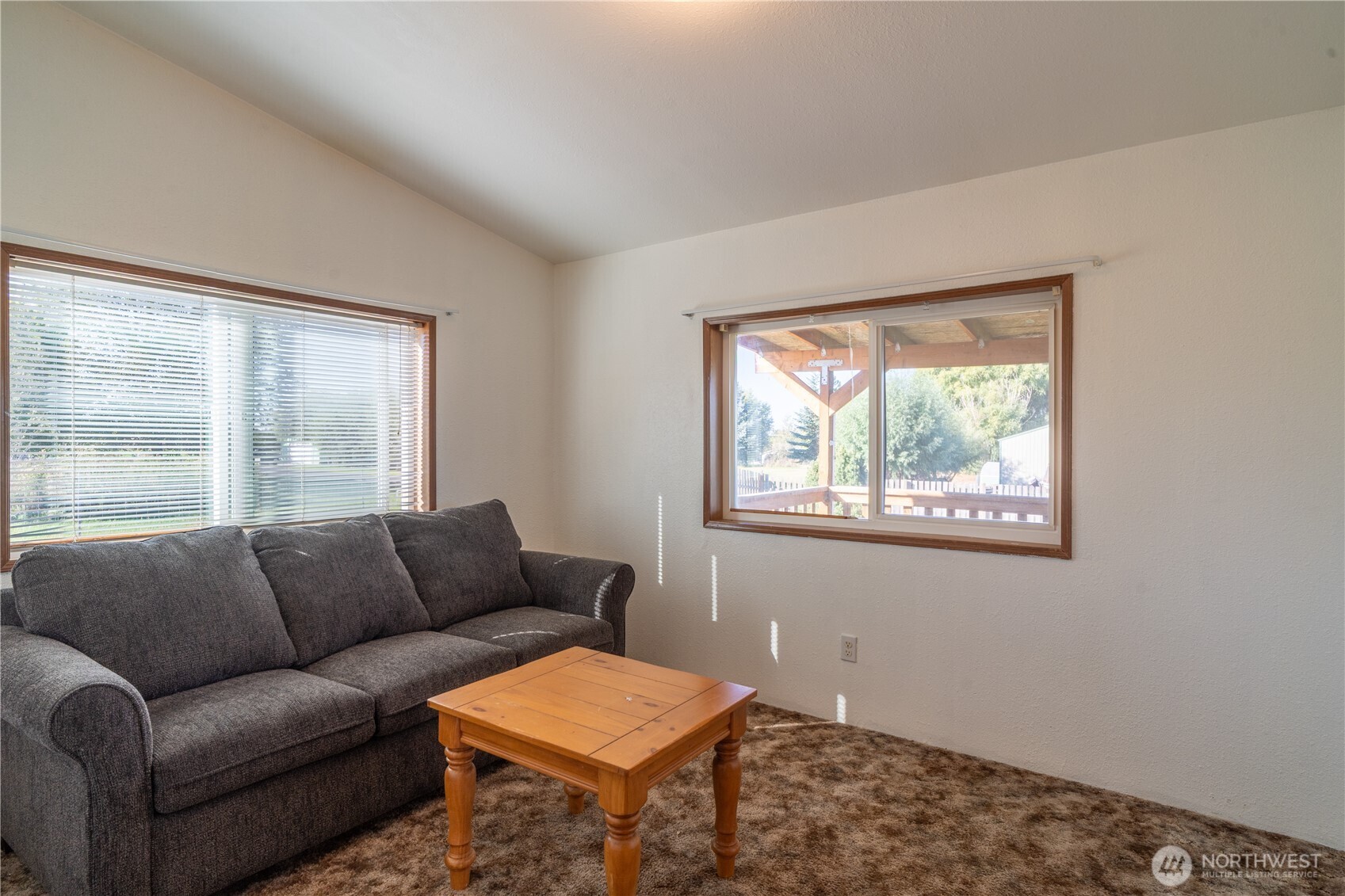 4331 Rd K 2 Street Northeast Moses Lake, WA 98837 - Photo 23 of 38 a living room with furniture and a window