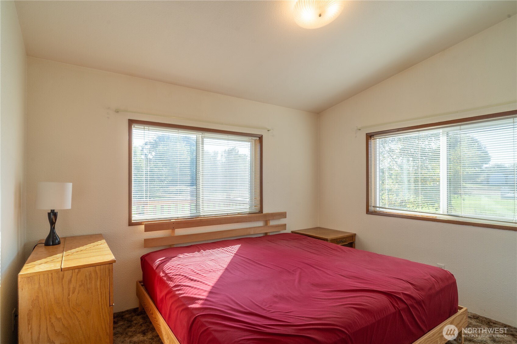 4331 Rd K 2 Street Northeast Moses Lake, WA 98837 - Photo 28 of 38 a bedroom with a bed and a window