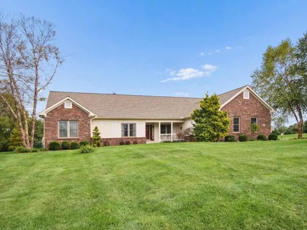 $629,000 | 1982 Wilshire Lane Northwest, Lancaster, OH 43130
