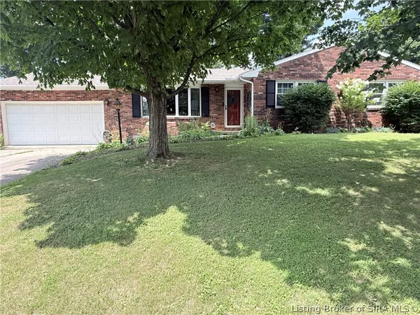 $337,500 | 205 Sunrise Drive, Madison, IN 47250