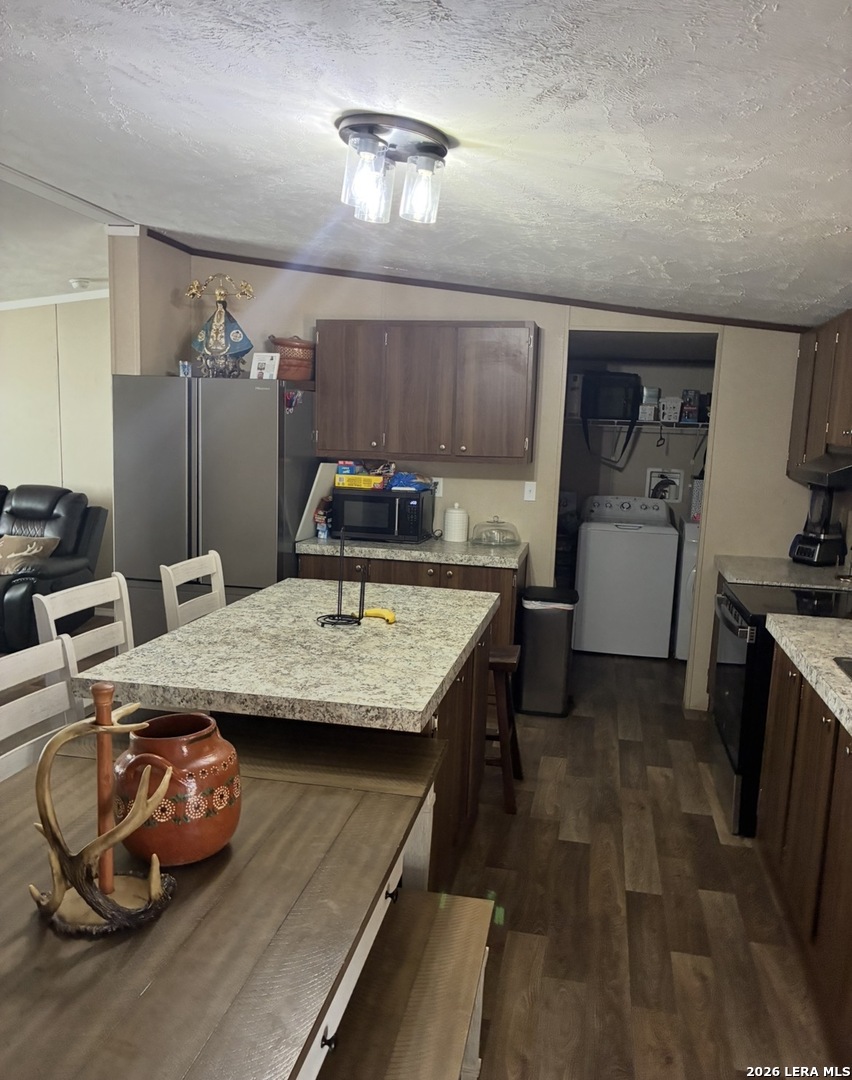 60 Childers Road Cotulla, TX 78014 - Photo 6 of 15