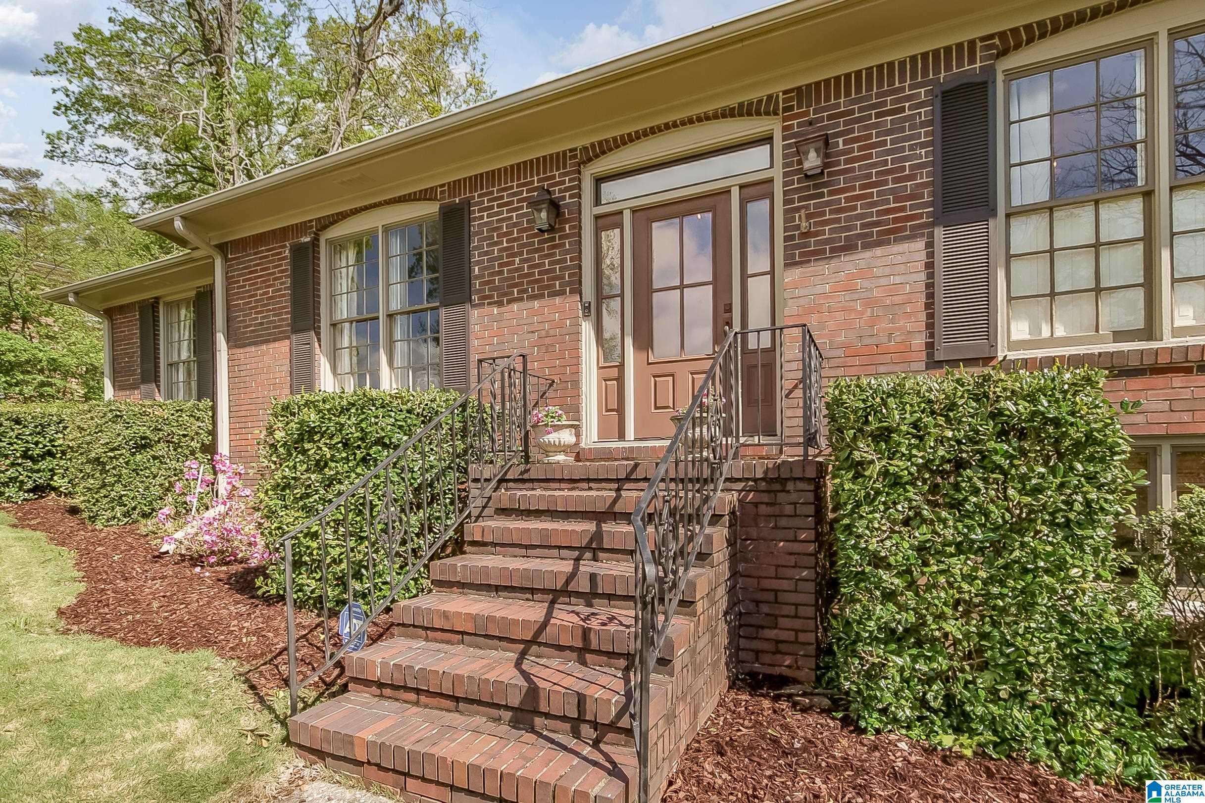 3736 Crestbrook Road Birmingham, AL 35223 - Photo 2 of 36