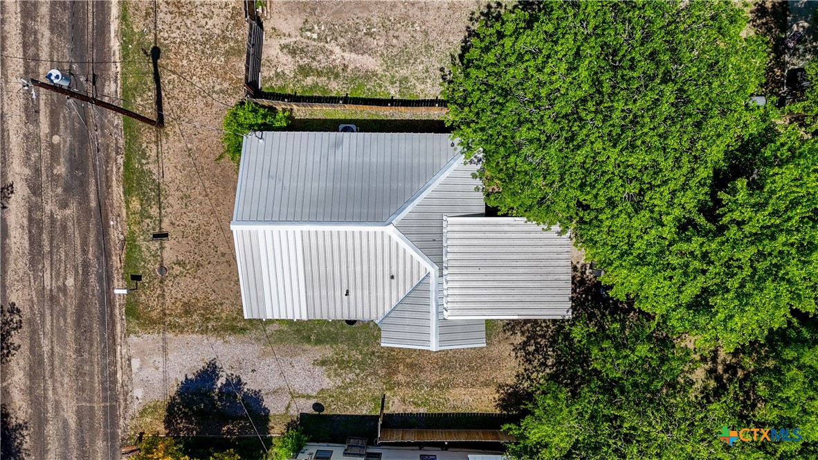 411 Ellis Street Seguin, TX 78155 - Photo 24 of 28 a view of statue in a backyard