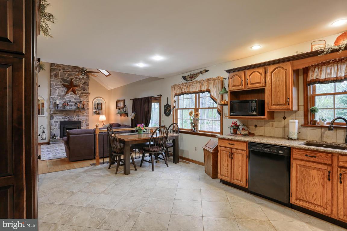 4997 Bossler Road Elizabethtown, PA 17022 - Photo 12 of 42 Gallery Image 12