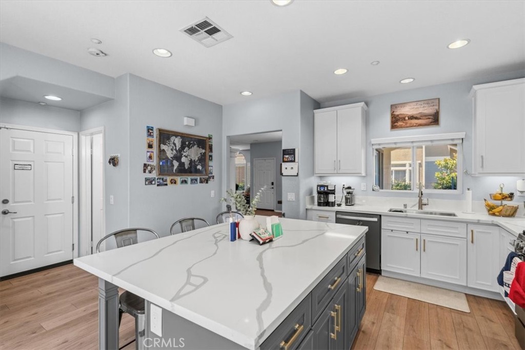 4939 Plumtree Court Riverside, CA 92504 - Photo 12 of 40