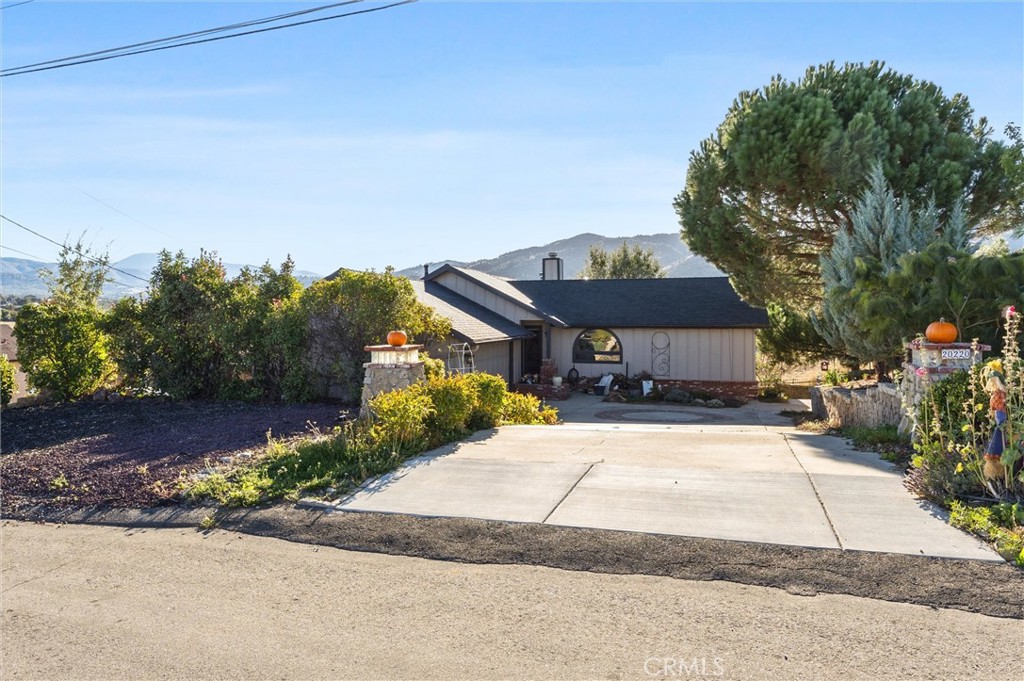 20220 Bald Mountain Drive Tehachapi, CA 93561 - Photo 12 of 75