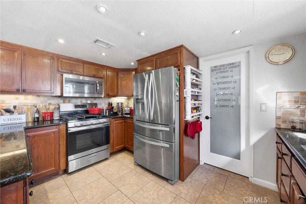 20220 Bald Mountain Drive Tehachapi, CA 93561 - Photo 37 of 75