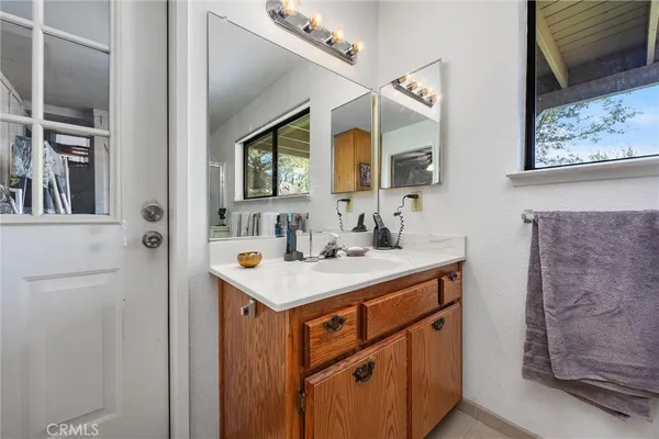 $589,999 | 20220 Bald Mountain Drive, Tehachapi, CA 93561
