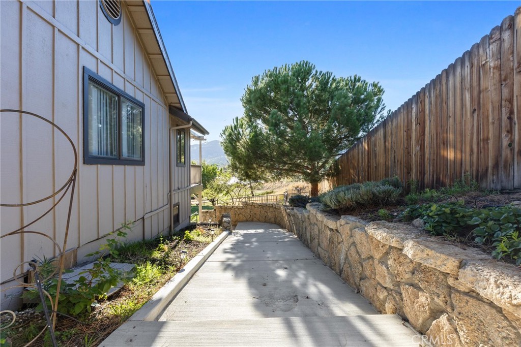 20220 Bald Mountain Drive Tehachapi, CA 93561 - Photo 70 of 75