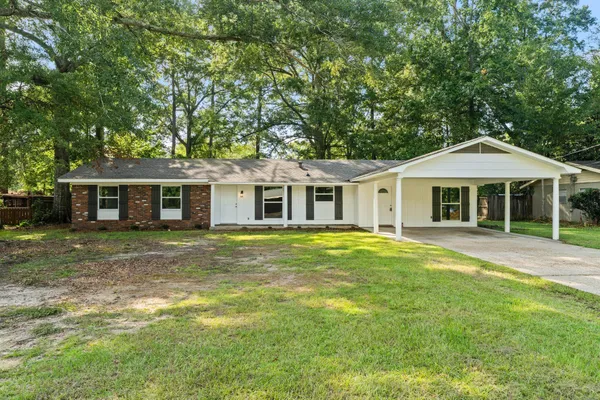 $239,900 | 111 Springhill Drive, Hattiesburg, MS 39402