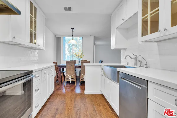$3,700 | 100 South Doheny Drive, Unit 209, Los Angeles, CA 90048