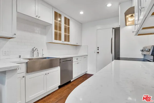 $3,700 | 100 South Doheny Drive, Unit 209, Los Angeles, CA 90048