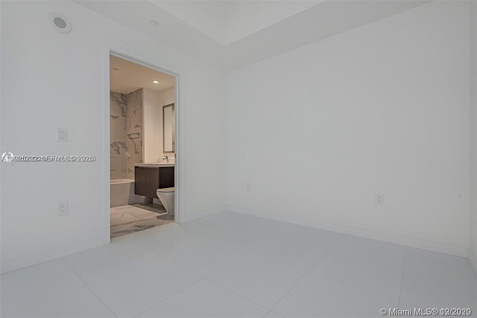 851 Northeast 1st Avenue, Unit 1608 Miami, FL 33132 - Photo 19 of 34