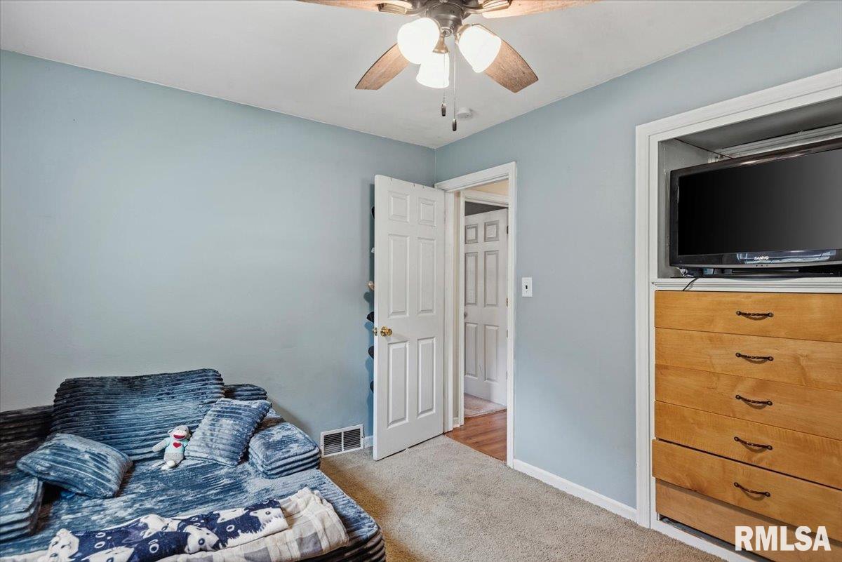2309 South Pasfield Street Springfield, IL 62704 - Photo 15 of 36