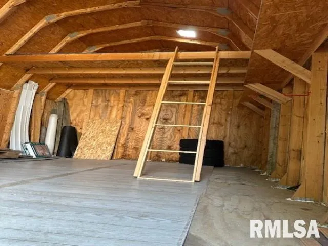 $273,500 | 1620 Magnolia Drive, Chatham, IL 62629