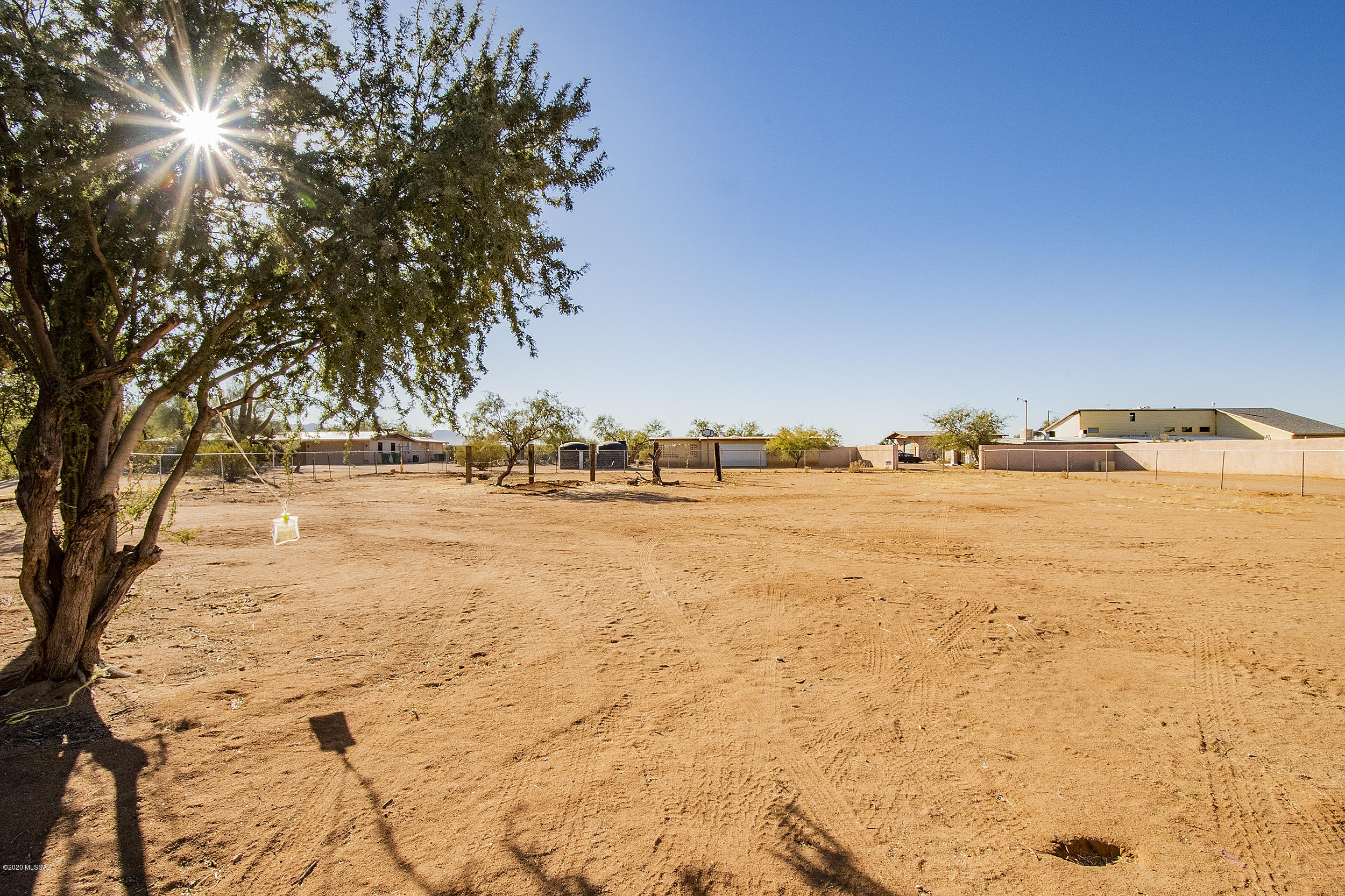 12559 West Magee Road Tucson, AZ 85743 - Photo 32 of 35