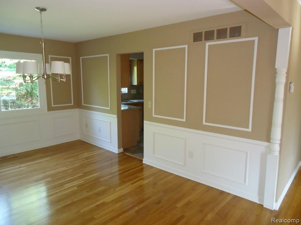 25918 Branchaster Road Farmington Hills, MI 48336 - Photo 11 of 36