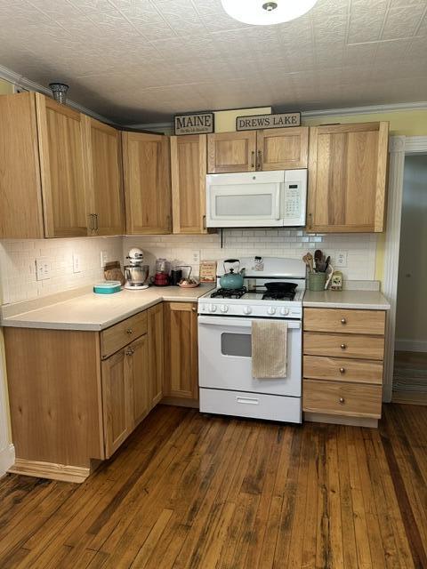 57 Perkins Street Bangor, ME 04401 - Photo 6 of 38 IMG_7102
