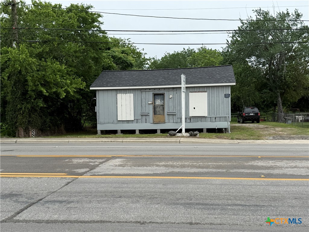 906 East Goodwin Avenue Victoria, TX 77901 - Photo 2 of 8 906 E Goodwin Ave.