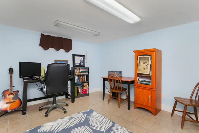 $565,000 | 101 Soundview Avenue, Fairfield, CT 06825