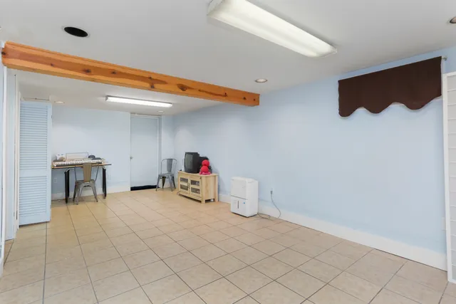 $565,000 | 101 Soundview Avenue, Fairfield, CT 06825