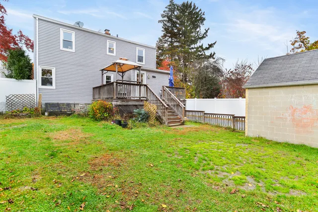 $565,000 | 101 Soundview Avenue, Fairfield, CT 06825