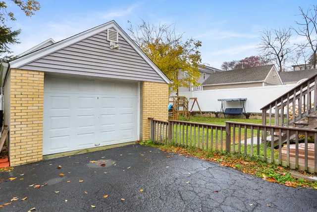 $565,000 | 101 Soundview Avenue, Fairfield, CT 06825