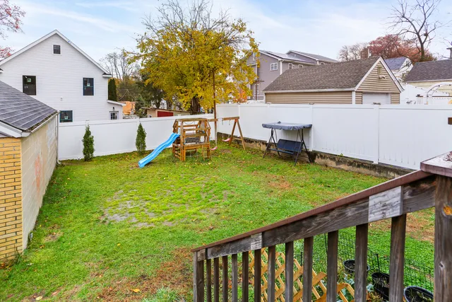 $565,000 | 101 Soundview Avenue, Fairfield, CT 06825