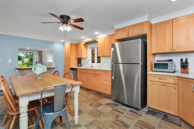 $565,000 | 101 Soundview Avenue, Fairfield, CT 06825