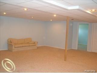 18586 Tipsico Lake Road Fenton, MI 48430 - Photo 7 of 23 Finished Bastement!