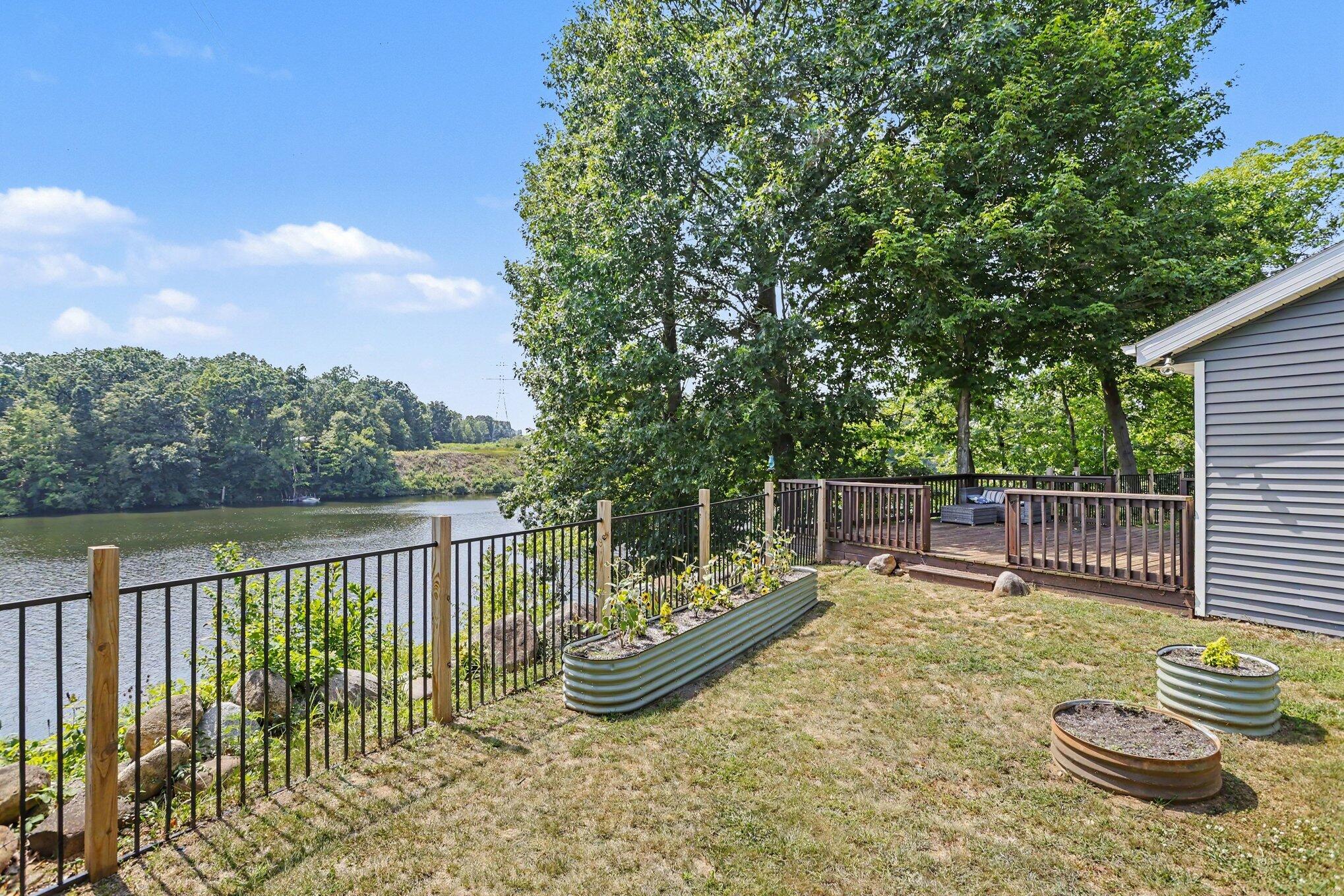 11628 Lake Chapin Road Berrien Springs, MI 49103 - Photo 22 of 29 022_file_5315