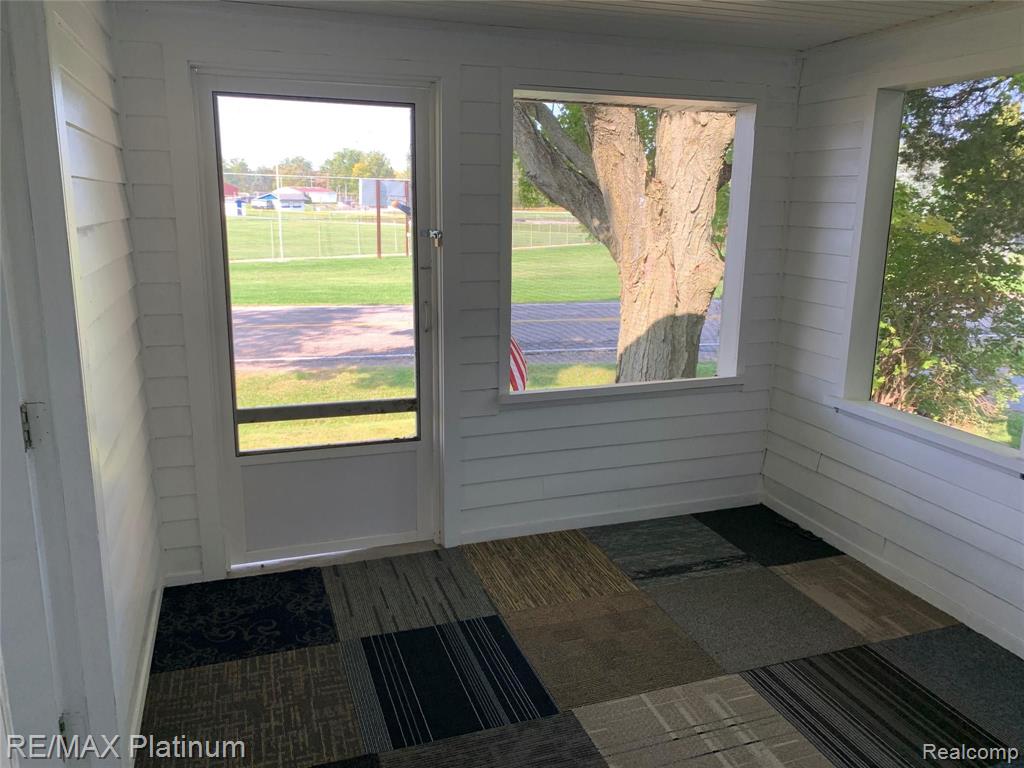 11411 Main Road Fenton, MI 48430 - Photo 21 of 31 Gallery Image 21