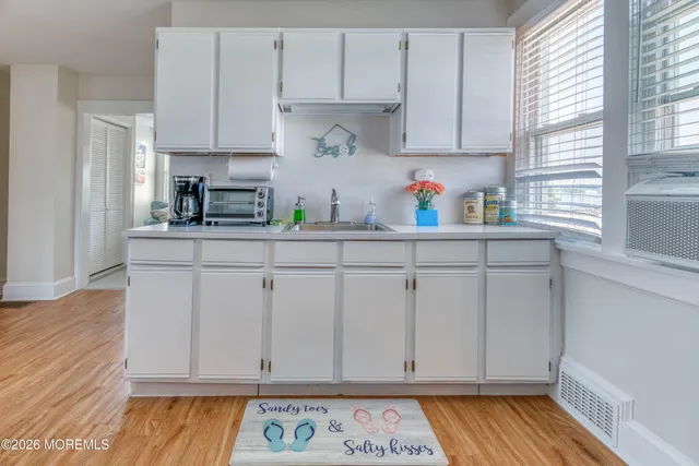 $2,750 | 2 Via Ripa, Unit 2, Sea Bright, NJ 07760