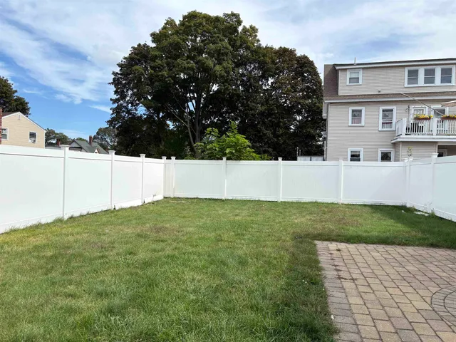 $3,200 | 61-63 Pelham Street, Unit 61, Methuen, MA 01844