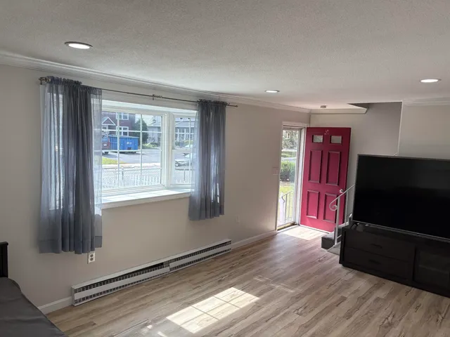 $3,200 | 61-63 Pelham Street, Unit 61, Methuen, MA 01844