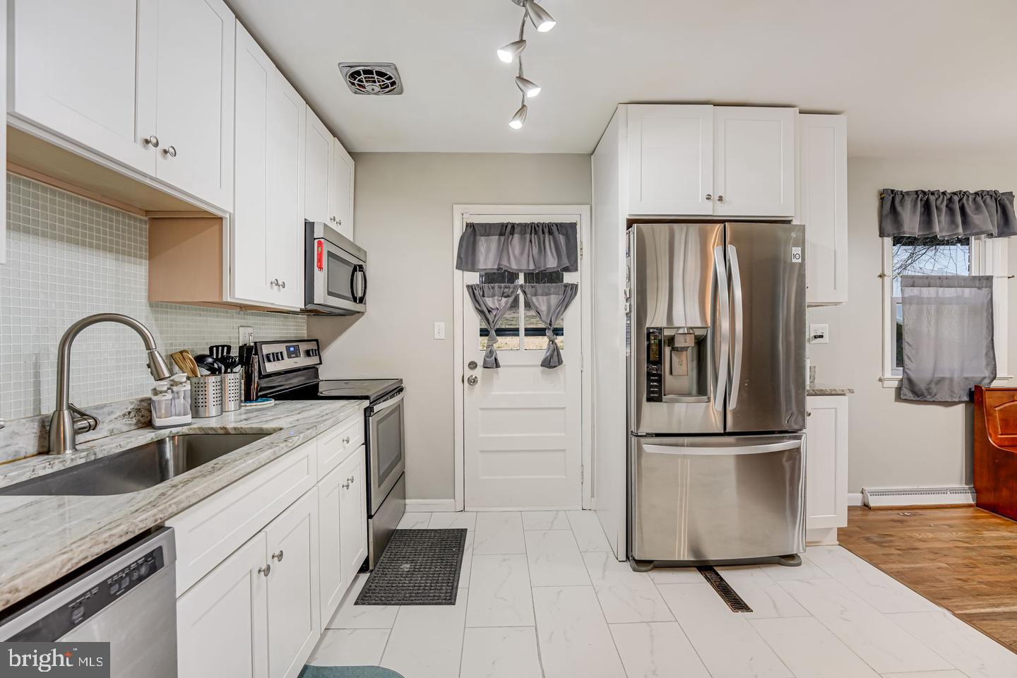 6714 Amherst Road Bryans Road, MD 20616 - Photo 12 of 35