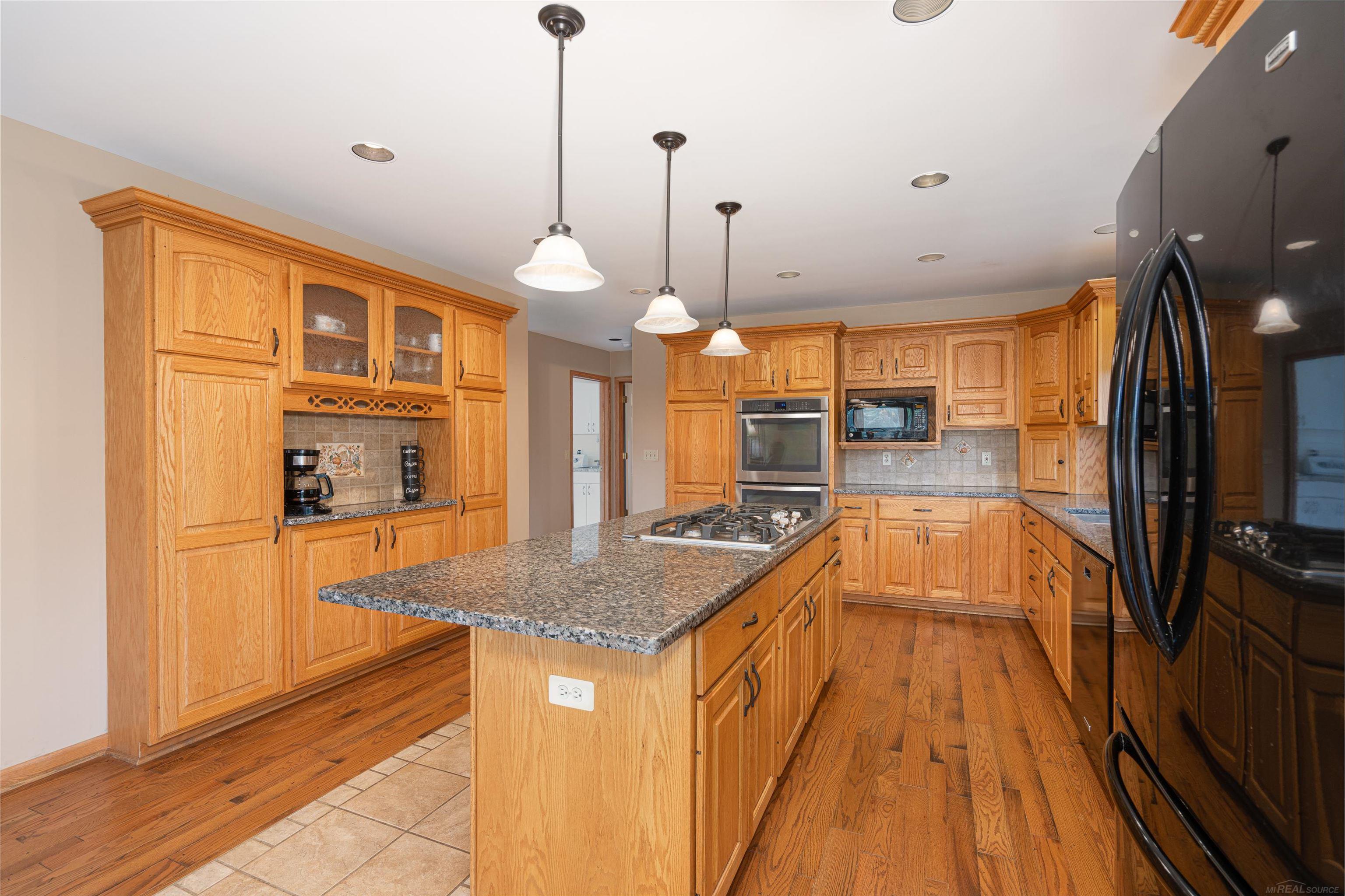 67401 Romeo Plank Road Ray, MI 48096 - Photo 26 of 64