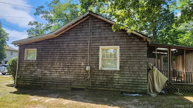 a front view of a house with garage