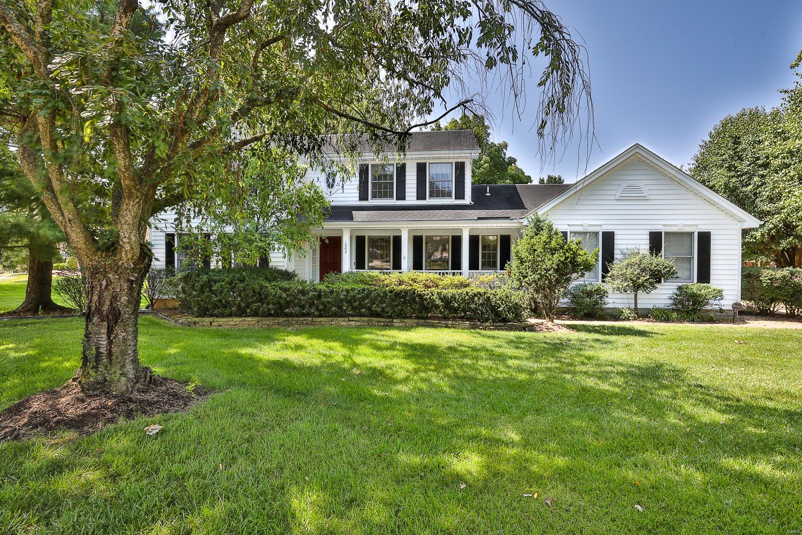 1902 Grayson Ridge Court Chesterfield, MO 63017 - Photo 1 of 37 Gallery Image 1