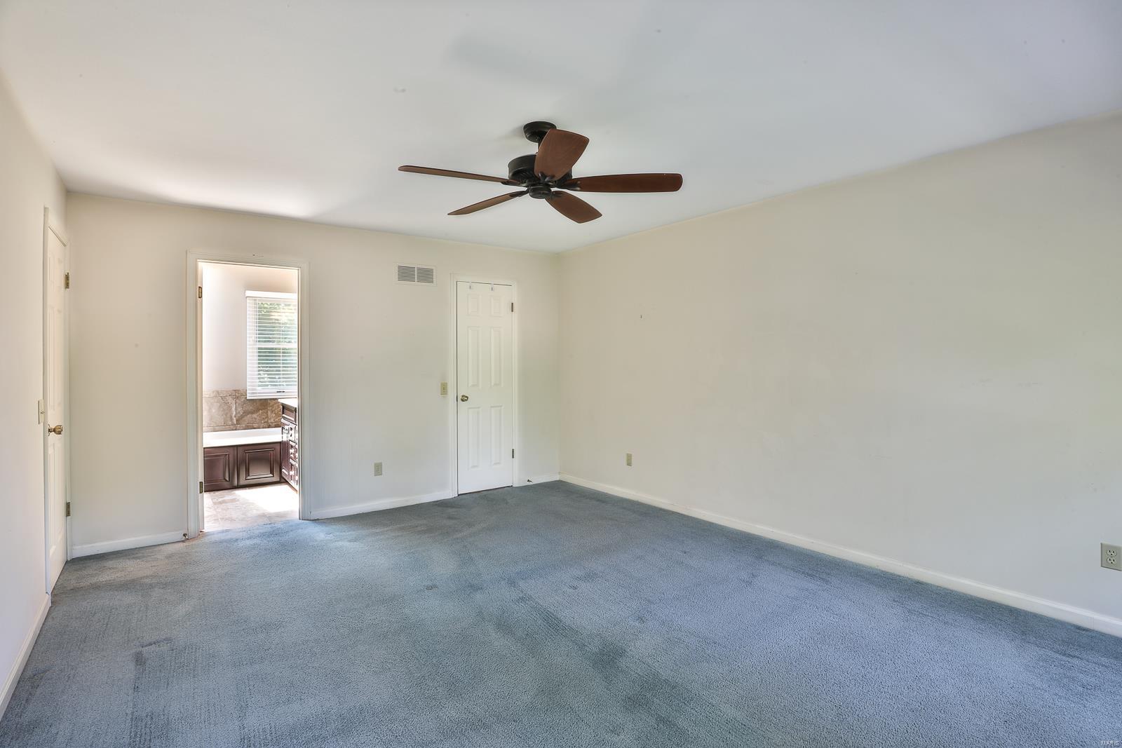 1902 Grayson Ridge Court Chesterfield, MO 63017 - Photo 20 of 37 Gallery Image 20