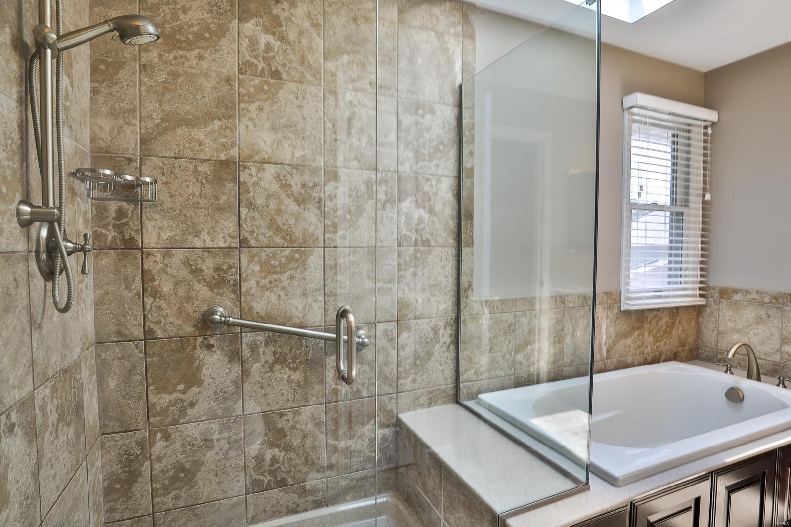 1902 Grayson Ridge Court Chesterfield, MO 63017 - Photo 22 of 37 Gallery Image 22