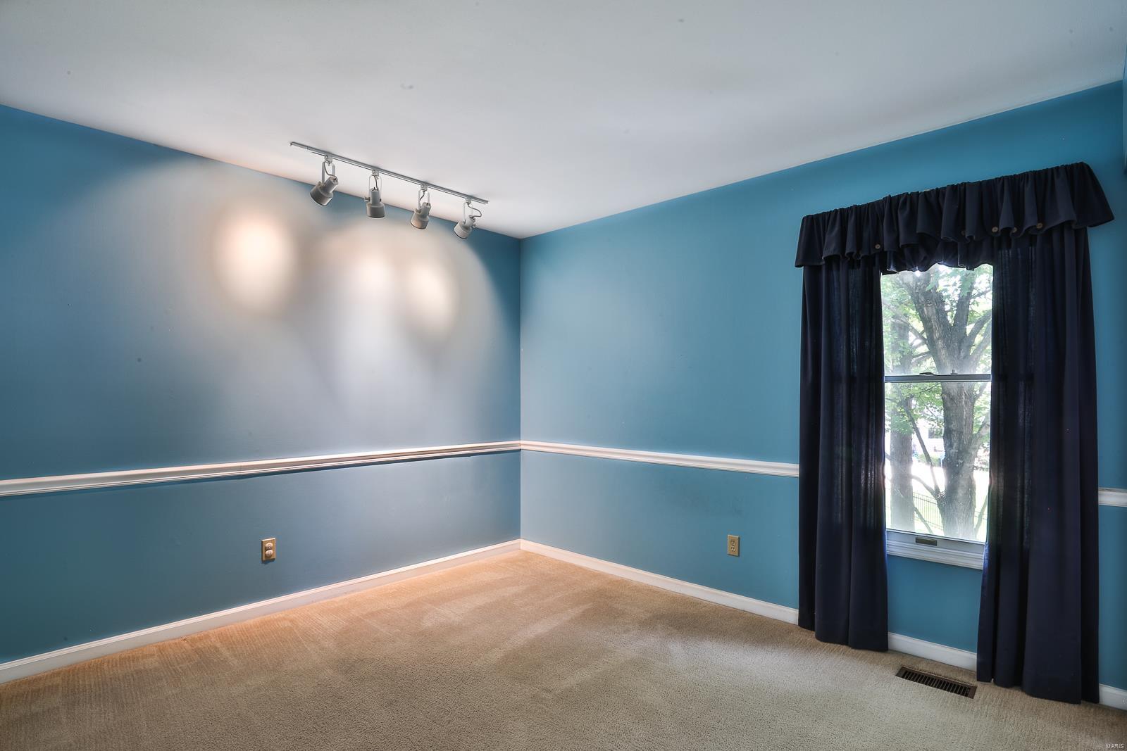 1902 Grayson Ridge Court Chesterfield, MO 63017 - Photo 23 of 37 Gallery Image 23