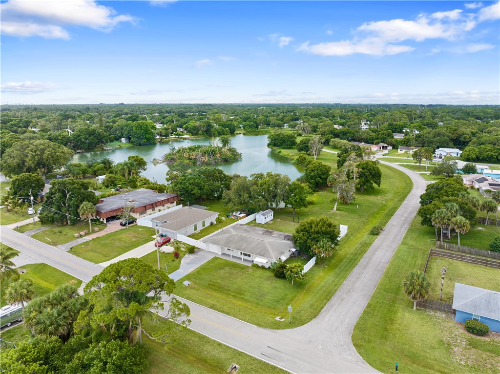 7907 Sebastian Road Fort Pierce, FL 34951 - Photo 2 of 36 Gallery Image 2