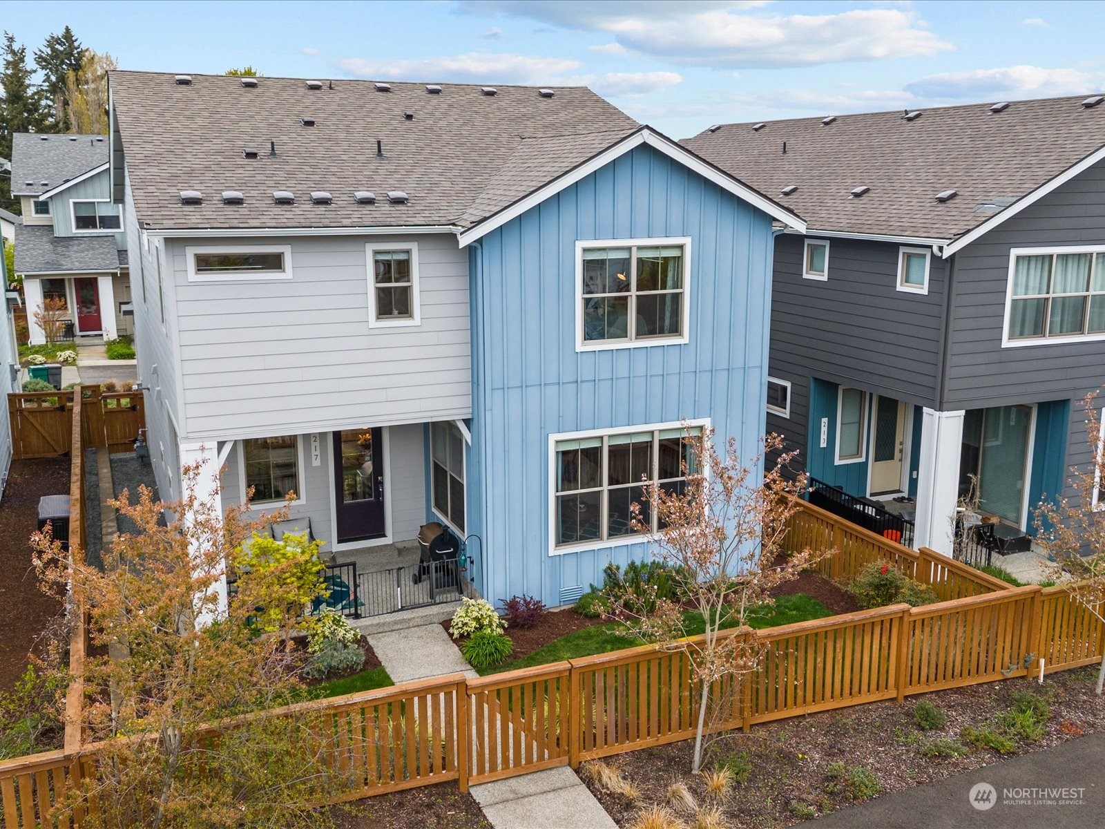 217 Southwest 96th Lane Seattle, WA 98106 - Photo 33 of 40 Gallery Image 33