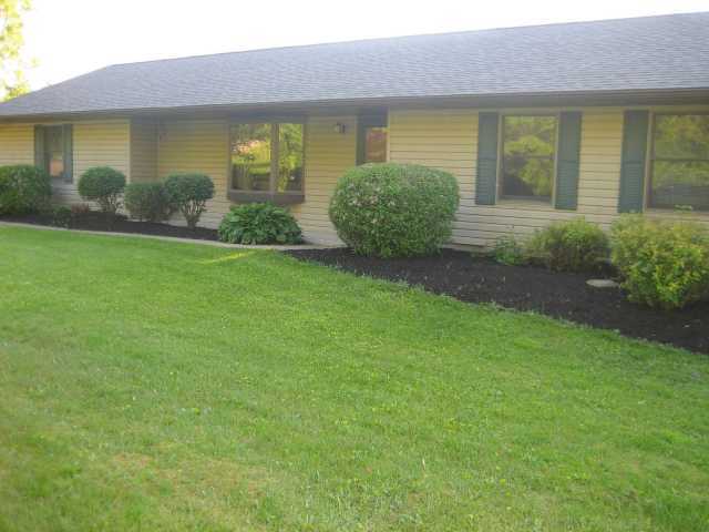 8282 Panhandle Road Southeast Newark, OH 43056 - Photo 1 of 11