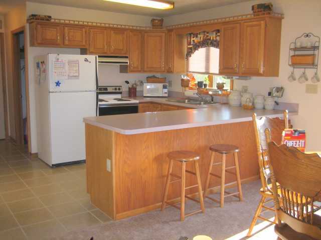 8282 Panhandle Road Southeast Newark, OH 43056 - Photo 2 of 11