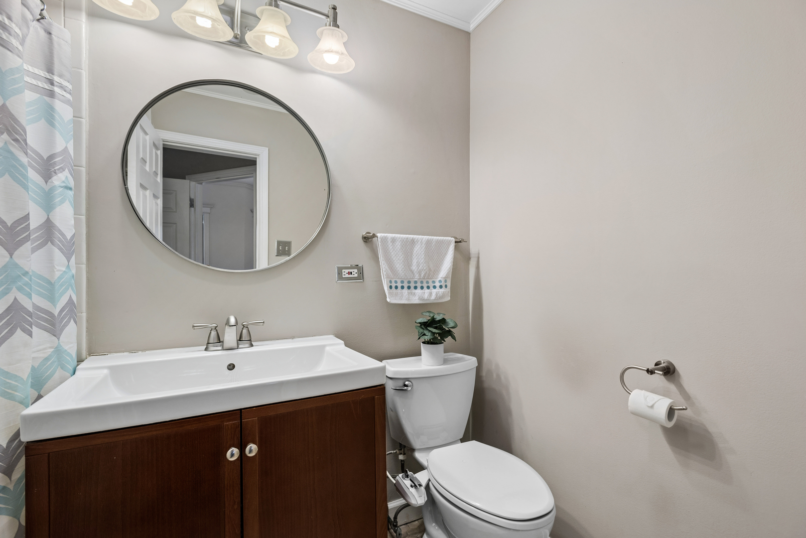 3909 North Sheridan Road, Unit 3H Chicago, IL 60613 - Photo 19 of 22