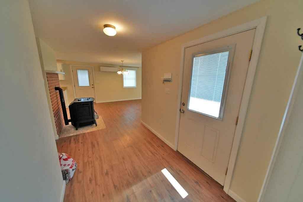 160 Snow Road Bridgewater, ME 04735 - Photo 18 of 58 entry-mud-room