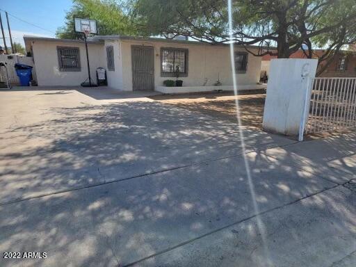 1805 West Chipman Road Phoenix, AZ 85041 - Photo 1 of 7 Front